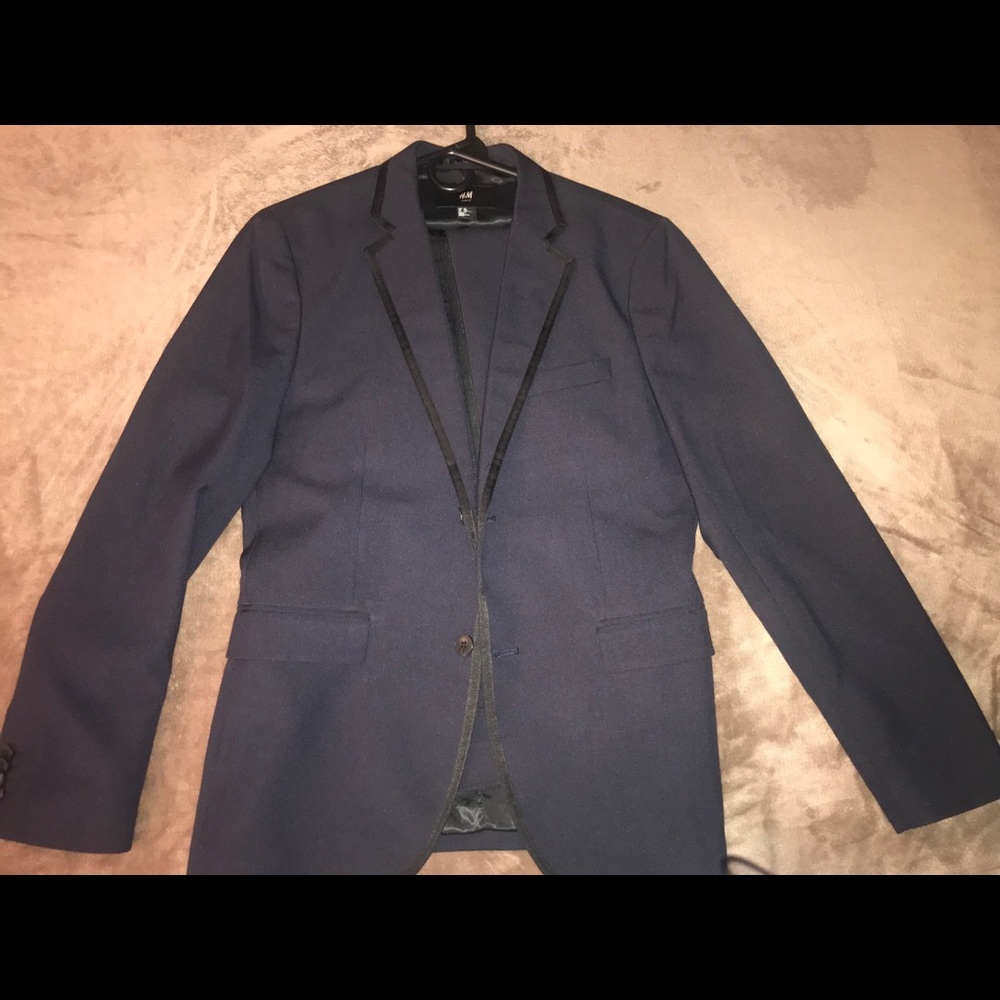 H&M Tuxedo